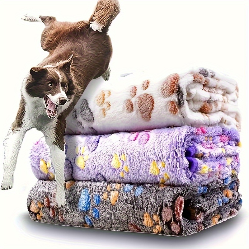 

1pc Polyester Pet Blanket With Paw - Machine Washable, Stain-resistant, All Dog Sizes From Small To Large - Cozy & Comforting In Multiple Colors