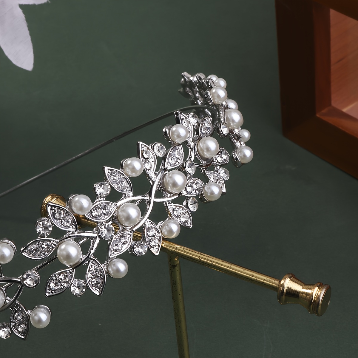 zamonaviy marjon va kristal sochbog'liq taqinchoq   to'ylar, partiyalar va maxsus tadbirlar   tafsilotlar 4