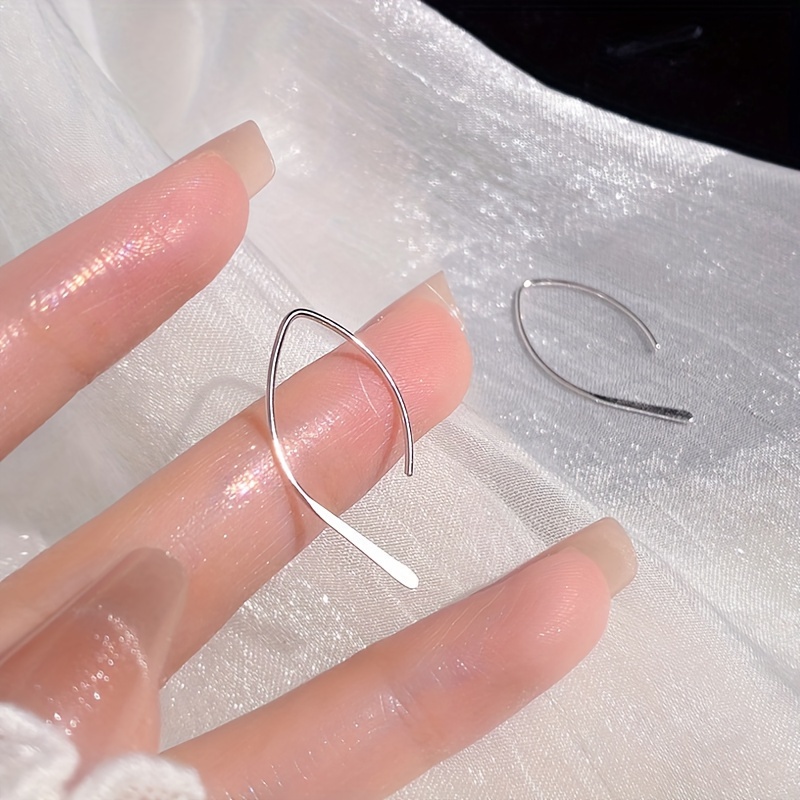 0.56g Hypoallergenic S925 Silver Earrings, Stylish And Easy, Suitable For Everyday Commuting And Versatile For Women