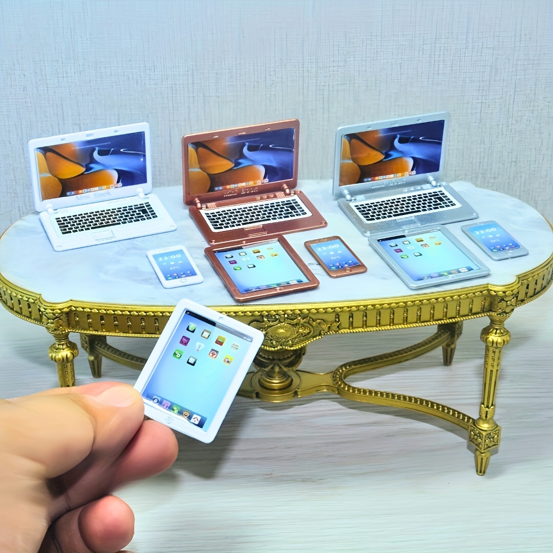 

1:6 Scale Miniature Digital Device Set
