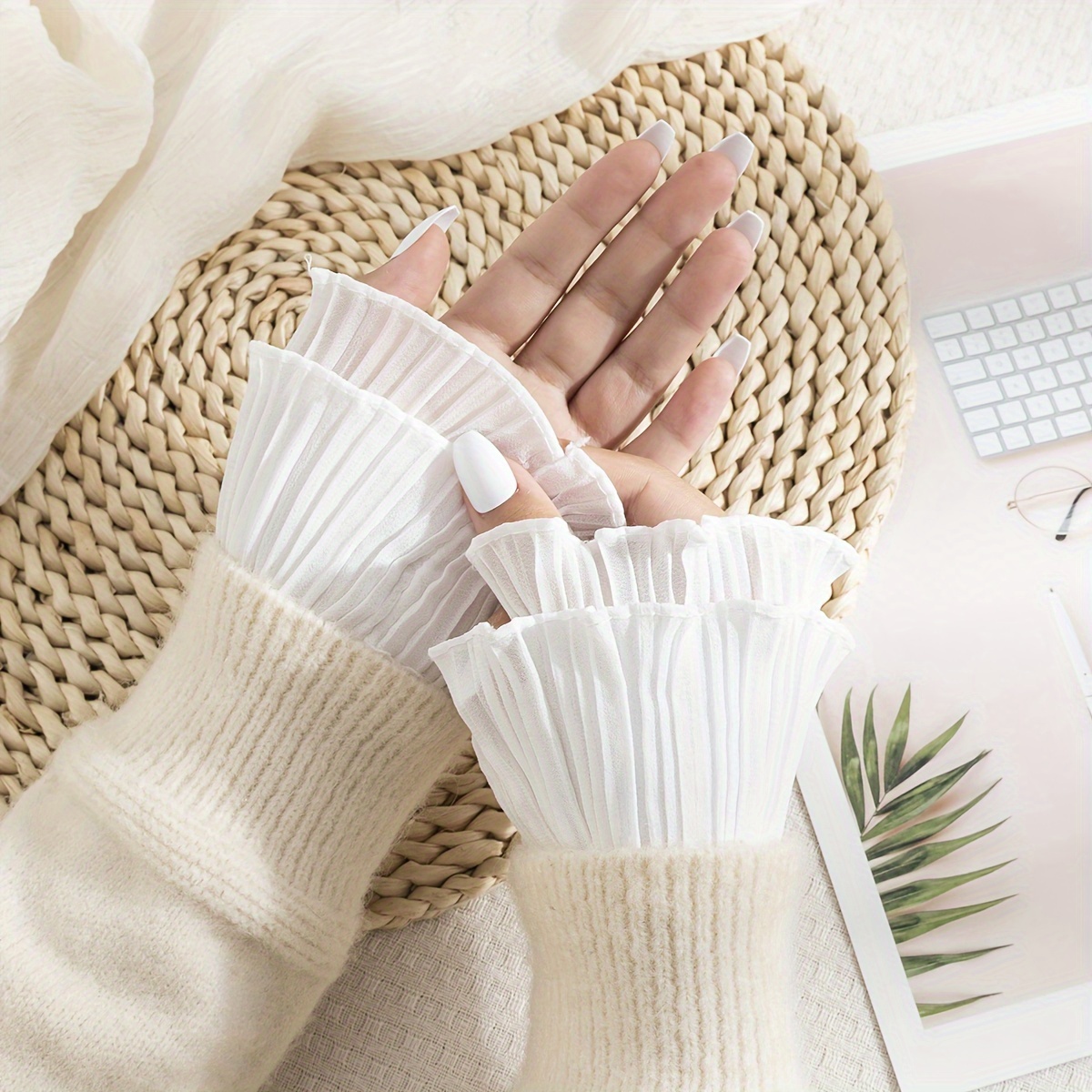 

Elegant Pleated Lace Wrist Cuffs - Stretchy, Solid Color Fake Sleeves For & Date Night Chic