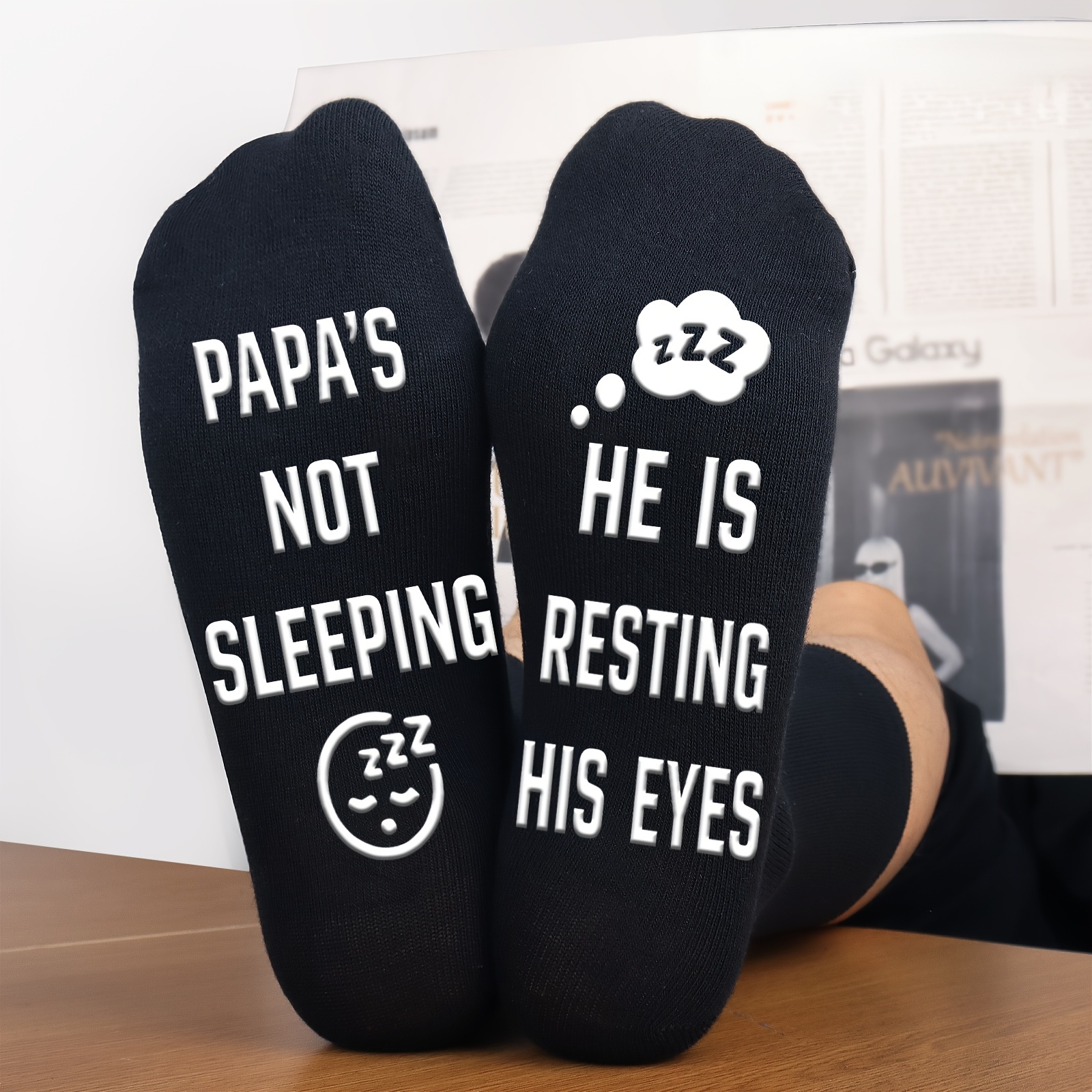 

1 Pair Unisex Funny Fun Novelty Crazy Funky Dress Crew Socks For Men Women Father's Day Gifts For Dad Christmas Valentine's Day Birthday Presents For Papa