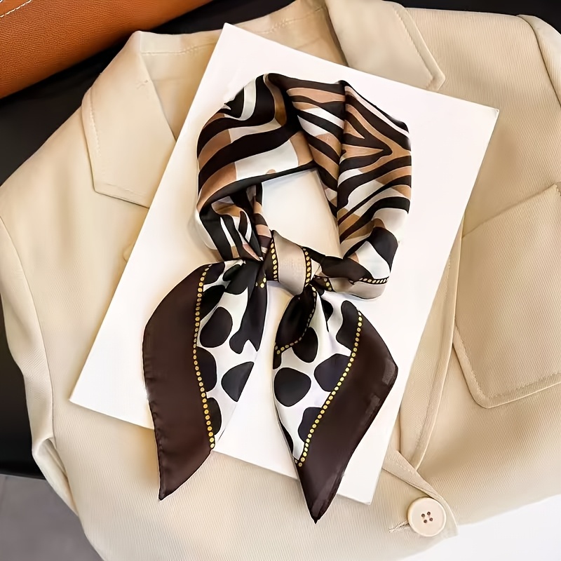 Image of Fashionable Leopard Print Scarf, Versatile For Use, A Trendy Accessory Perfect For Beach Parties And Holiday Gifts