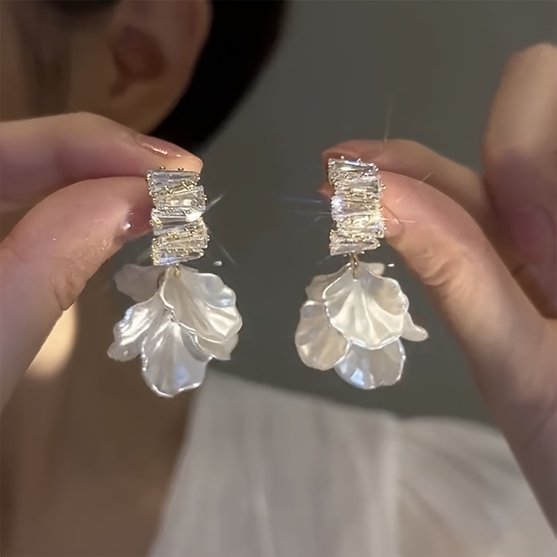 TEMU 1 Pair Women's Bohemian Shell & Earrings - Minimalist Birthstone Jewelry Suitable For Wedding, Party, Vacation, Daily Wear, Mardi Gras,