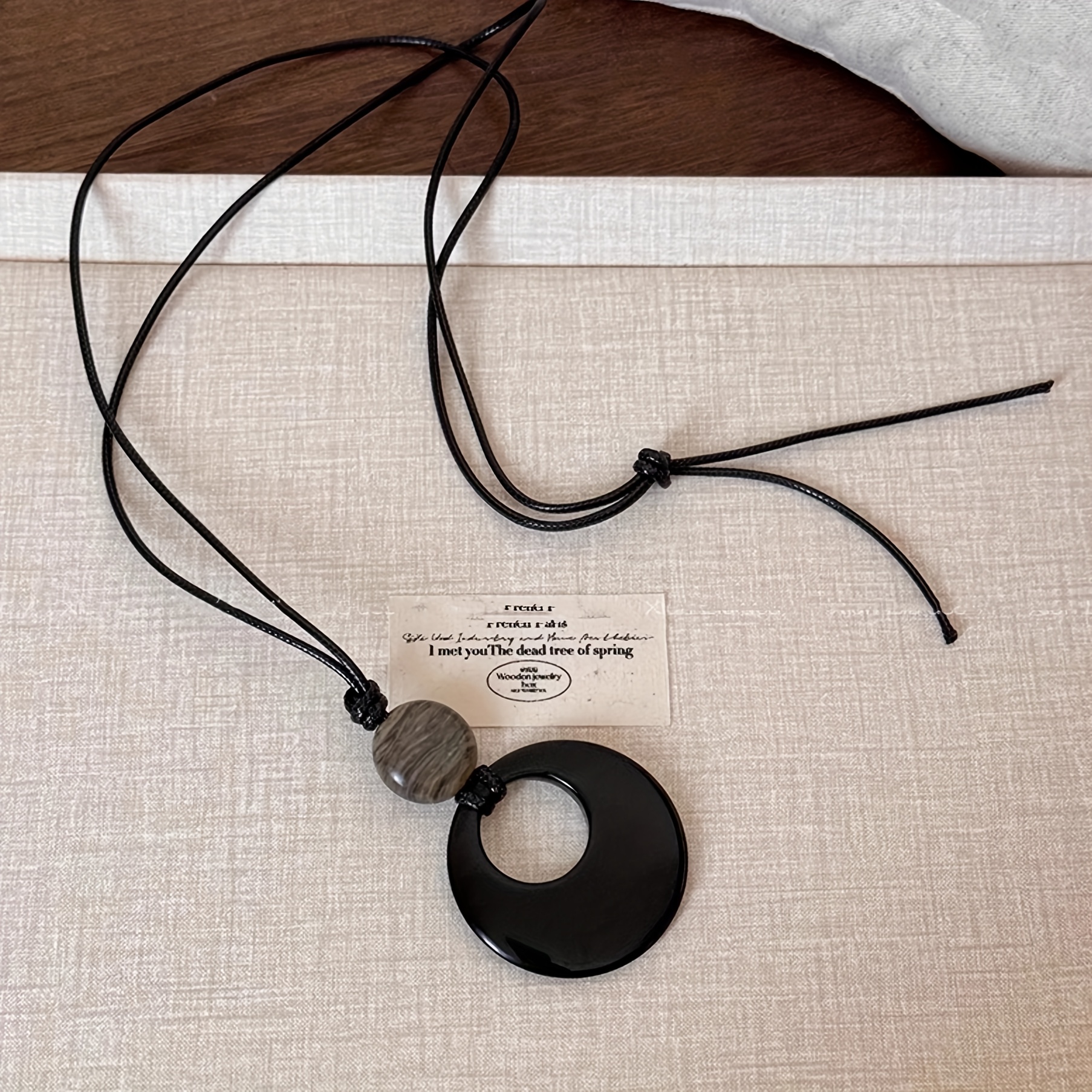 E-shop 1 Stück Vintage Bohemian Harzstein-Anhänger Halskette - Lange Kette Minimalistischer Ethno-Schmuck für & Musikfestivals, Ganzjähriges