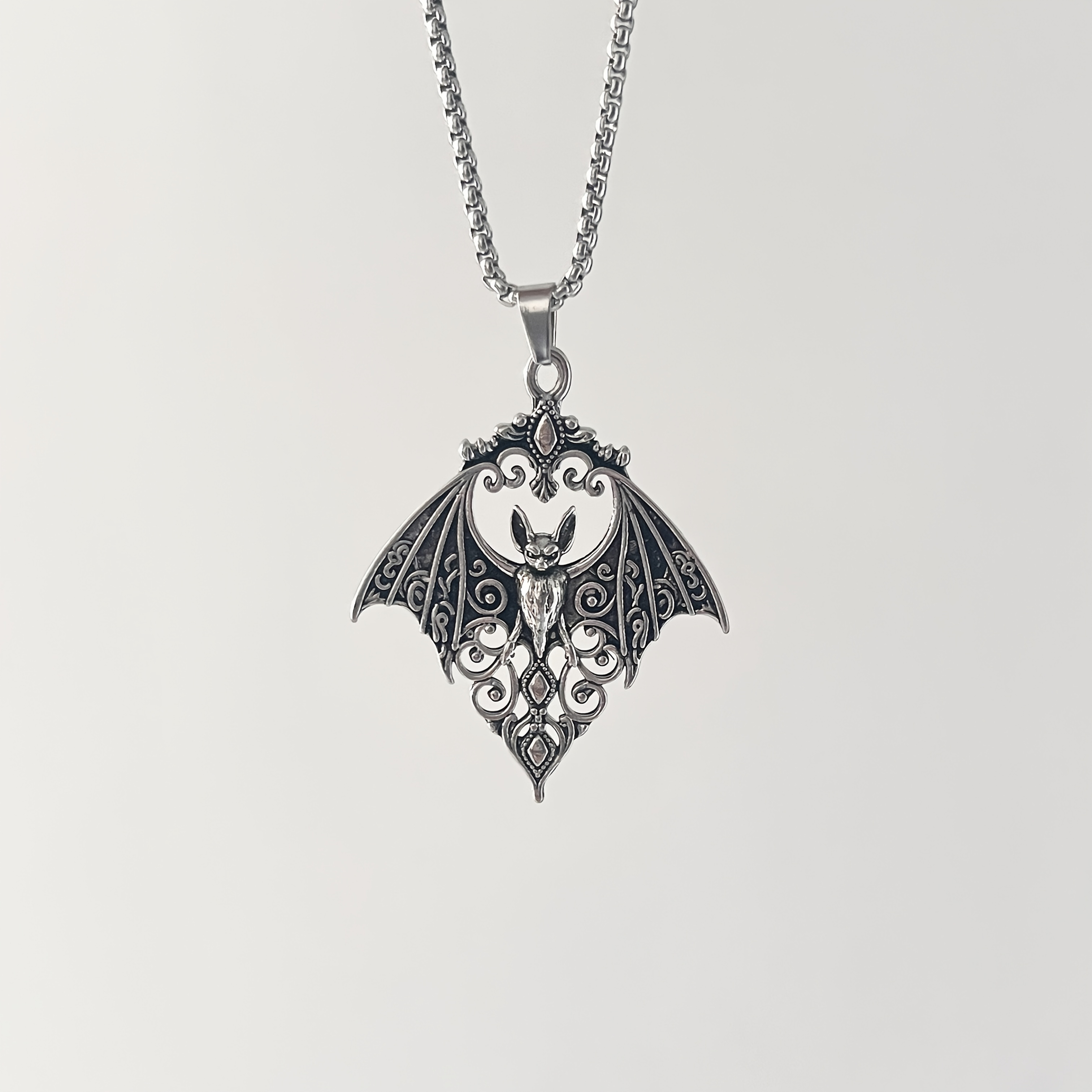 TEMU A Stainless Steel Necklace, Personalized Retro , Gothic Bat Pendant, Men's Fashion Pendant Necklace, Halloween-friendly Matching Jewelry