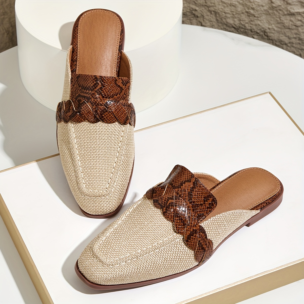 Women's Snake Print Square-Toe Sandals - & Sole Slip- Mules with Snake Scale, Flat Heel Suitable for Summer, Casual to Dressy Wear, for Comfortable Warmth Preservation, Women Shoes