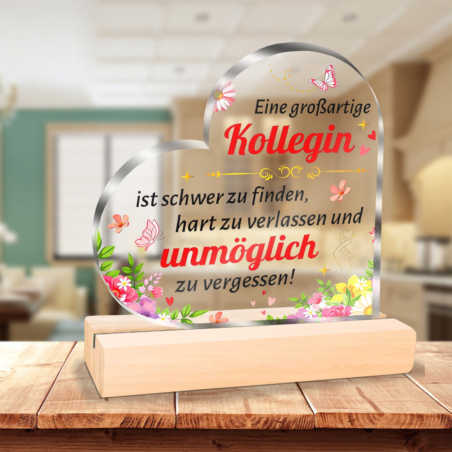 E-shop 2D Flat - [2D Flat] Ein 2D flaches Acryl-Schild in Herzform mit Holzsockel, mit einem modernen floralen Schmetterlingsdesign, inspirierenden