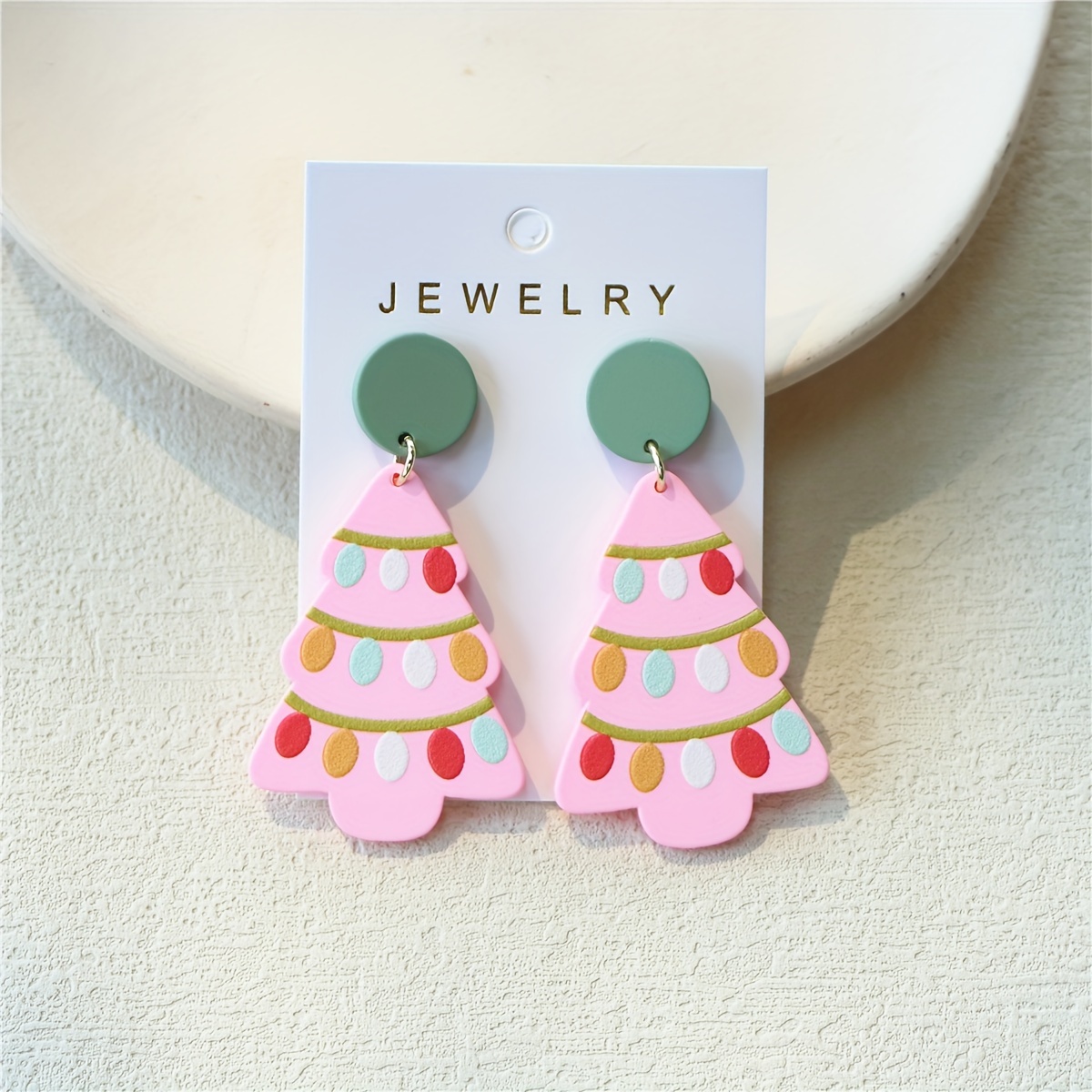 

Festive Pink Christmas Tree Acrylic Earrings - Perfect For Christmas Parties And Gift Giving