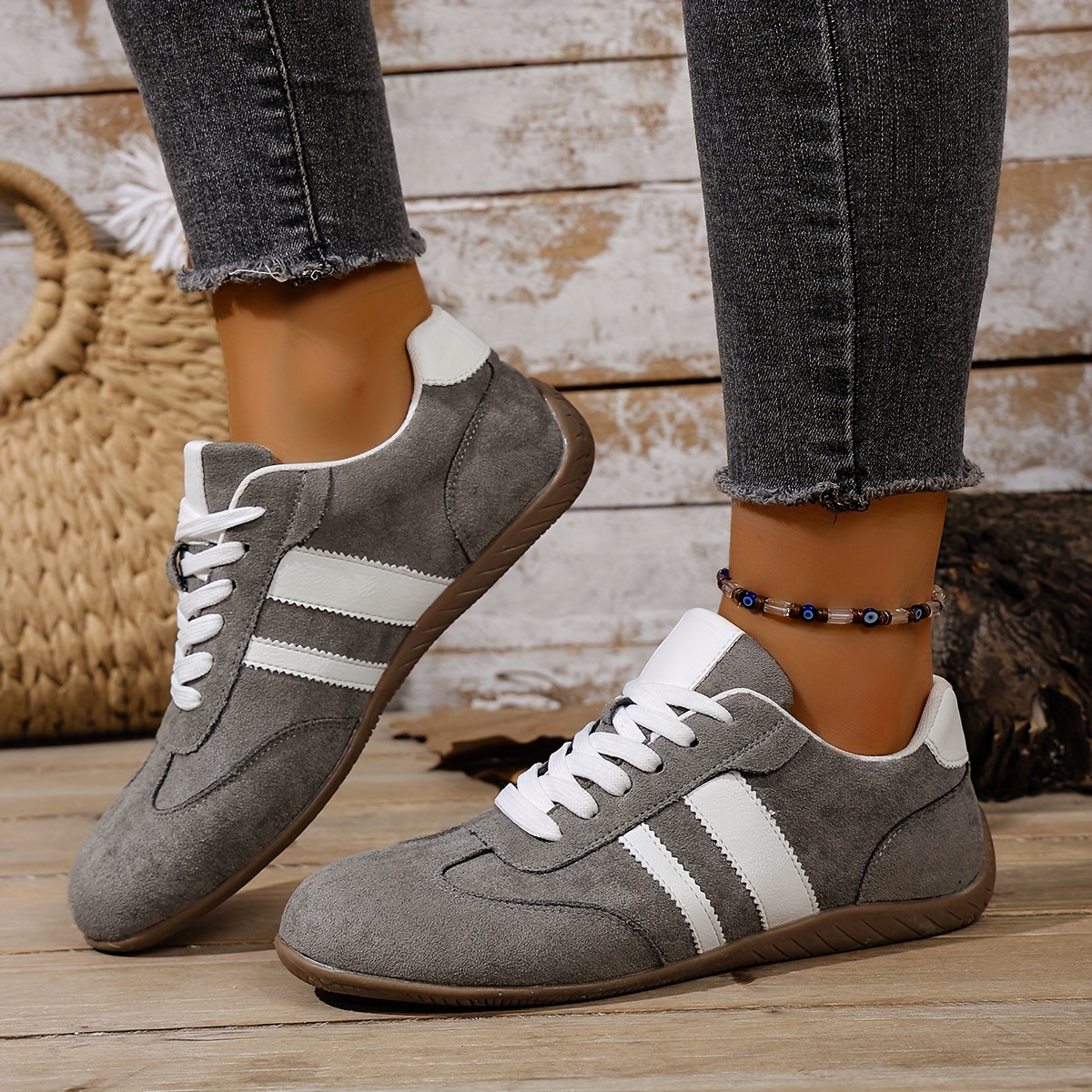 Image of Soft-sole Sneakers With Round Toe & Fabric Upper - Cushioned Tpr Sole, Breathable For Walking, Gym, Casual Attire - Minimalist Casual For Jeans/clothing (comfortable Soft )