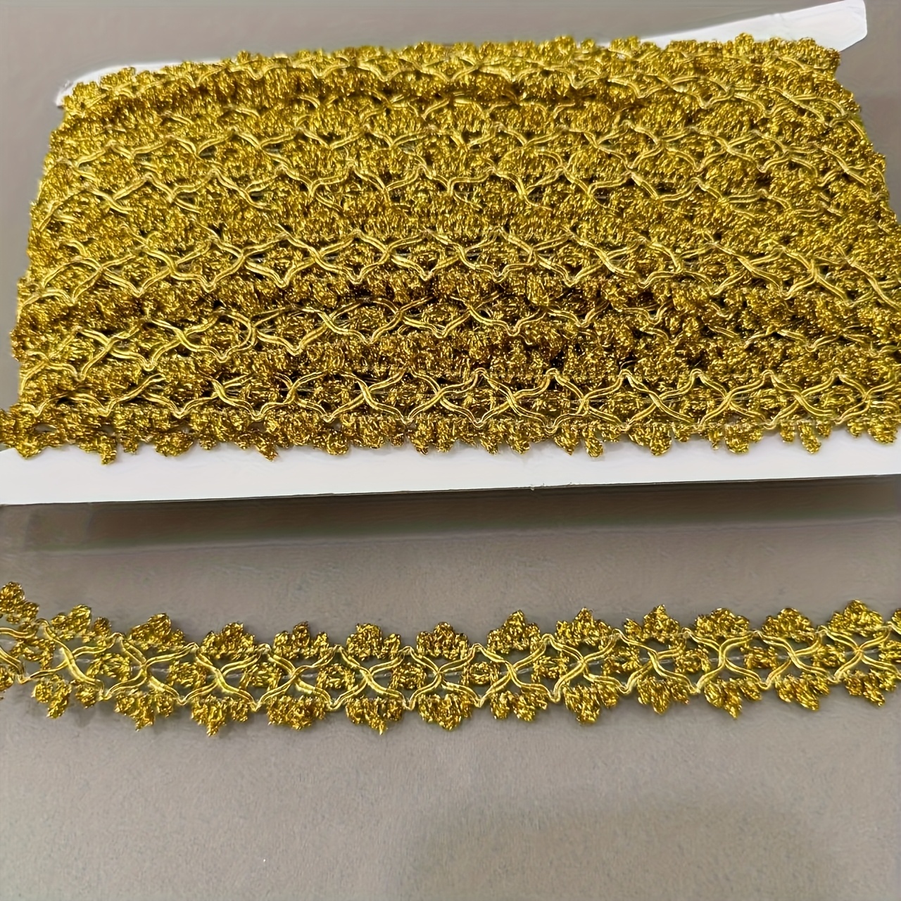 E-shop 20 Yards (180 Fuß) - Metallisch Goldener Nähband mit Glanzfinish – für Kleidung, Partydekorationen, Halloween, Weihnachten, Hochzeit, Kostüme –