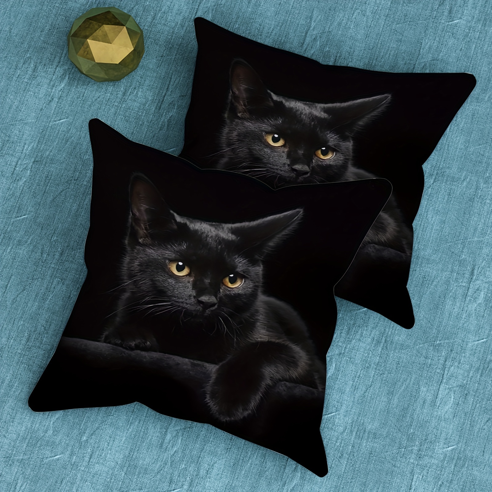 

2pcs, Animal Theme Black Cat Pattern Short Plush Throw Pillowcase, Zipper Single Sided Printed Machine Washable Pillowcase, Home Decor Sofa Bedroom Decor, No Pillow Core, 18×18 Inches