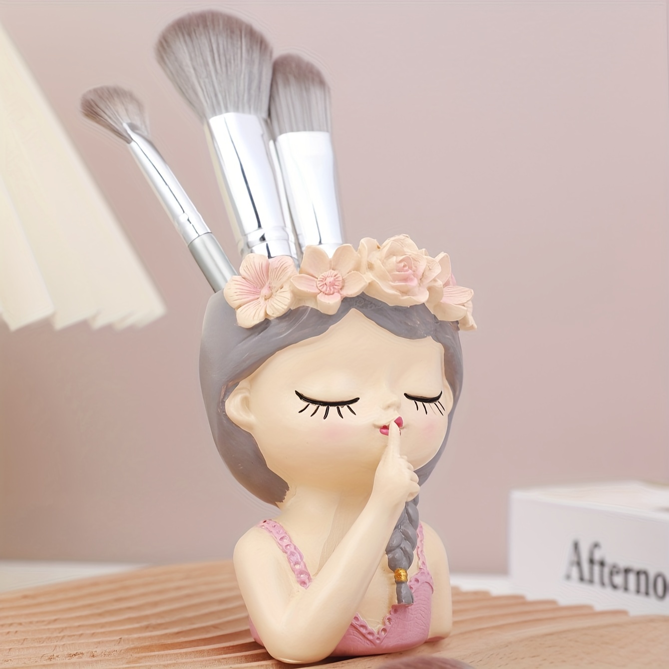 1pc   design rotating makeup brush holder dustproof cylinder storage for eyebrow pencils and brushes ideal for dressing table can   be used as pen holder or vase makeup brush storage eye brow pencil Product details 7