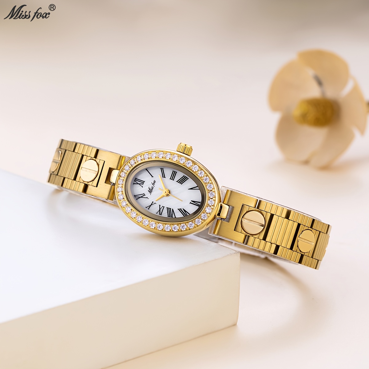 MISSFOX Elegant Women's Zirconia-Embedded Oval Dial Watch