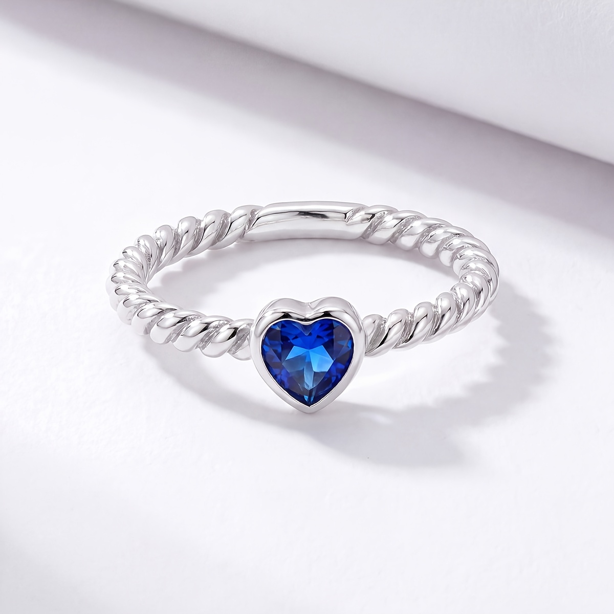 Women's Heart-shaped Twisted Ring, Versatile Fashion Gift