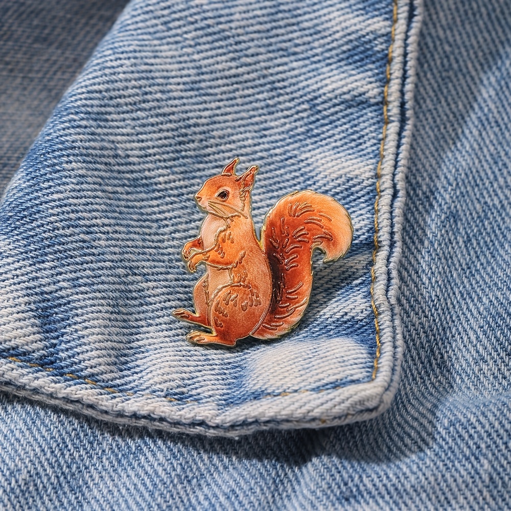 Squirrel Enamel Brooch Pin Fashion Decorative Brooches Ornaments Lapel Bag Badges Jewelry Gifts