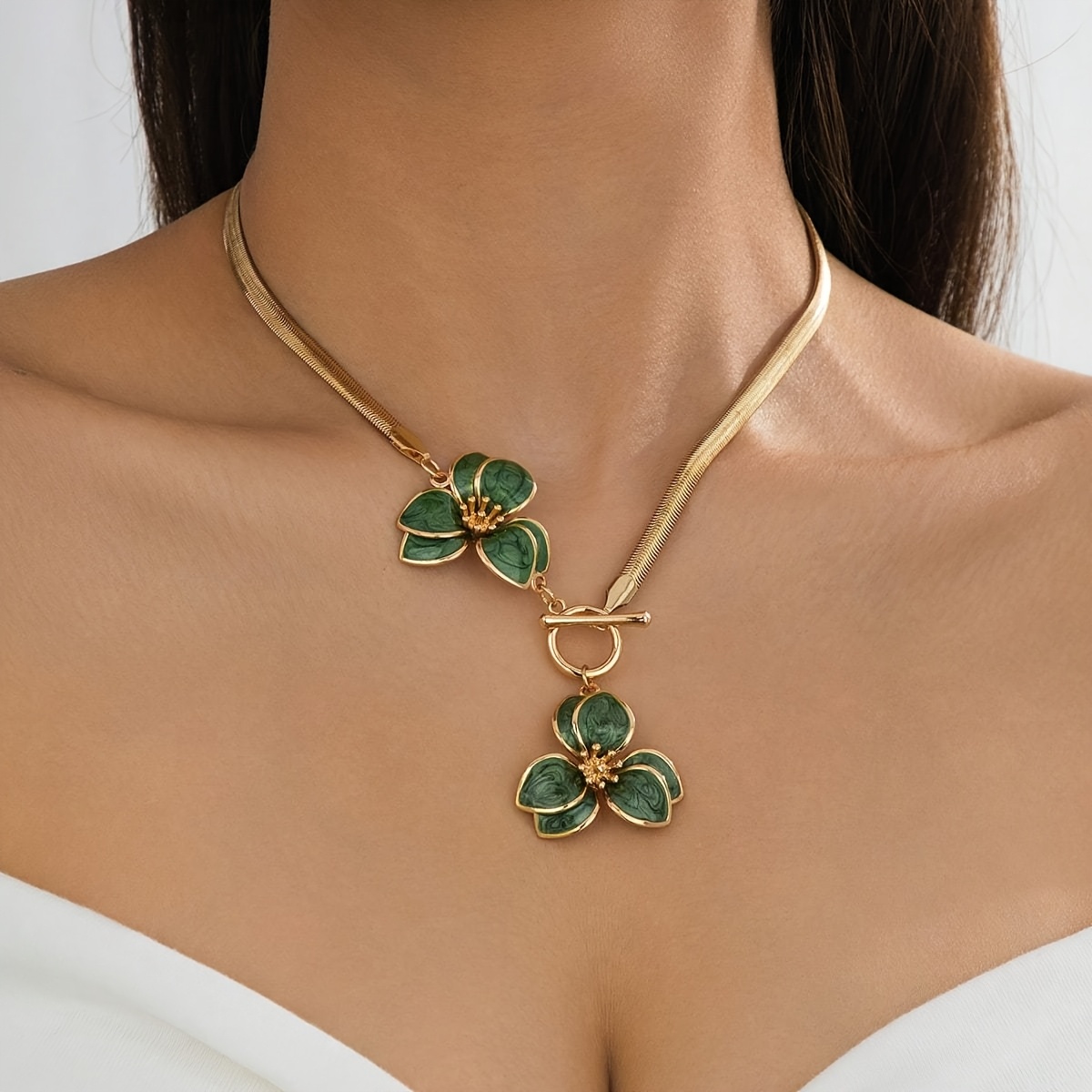 Image of A Women's Fashion Pendant Necklace With A Snakeskin Chain, Featuring -style Three-dimensional Texture, Green Drip Oil, Double--petal Flower Ot Pendant, Summer Jewelry