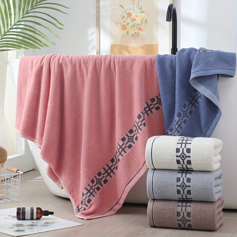 

1pc 100% Cotton Thickened Bath Towel - Super Soft, Absorbent, Quick-drying - Modern Oblong Towel For Home, Beach, Spa, Hotel Use - Machine Washable