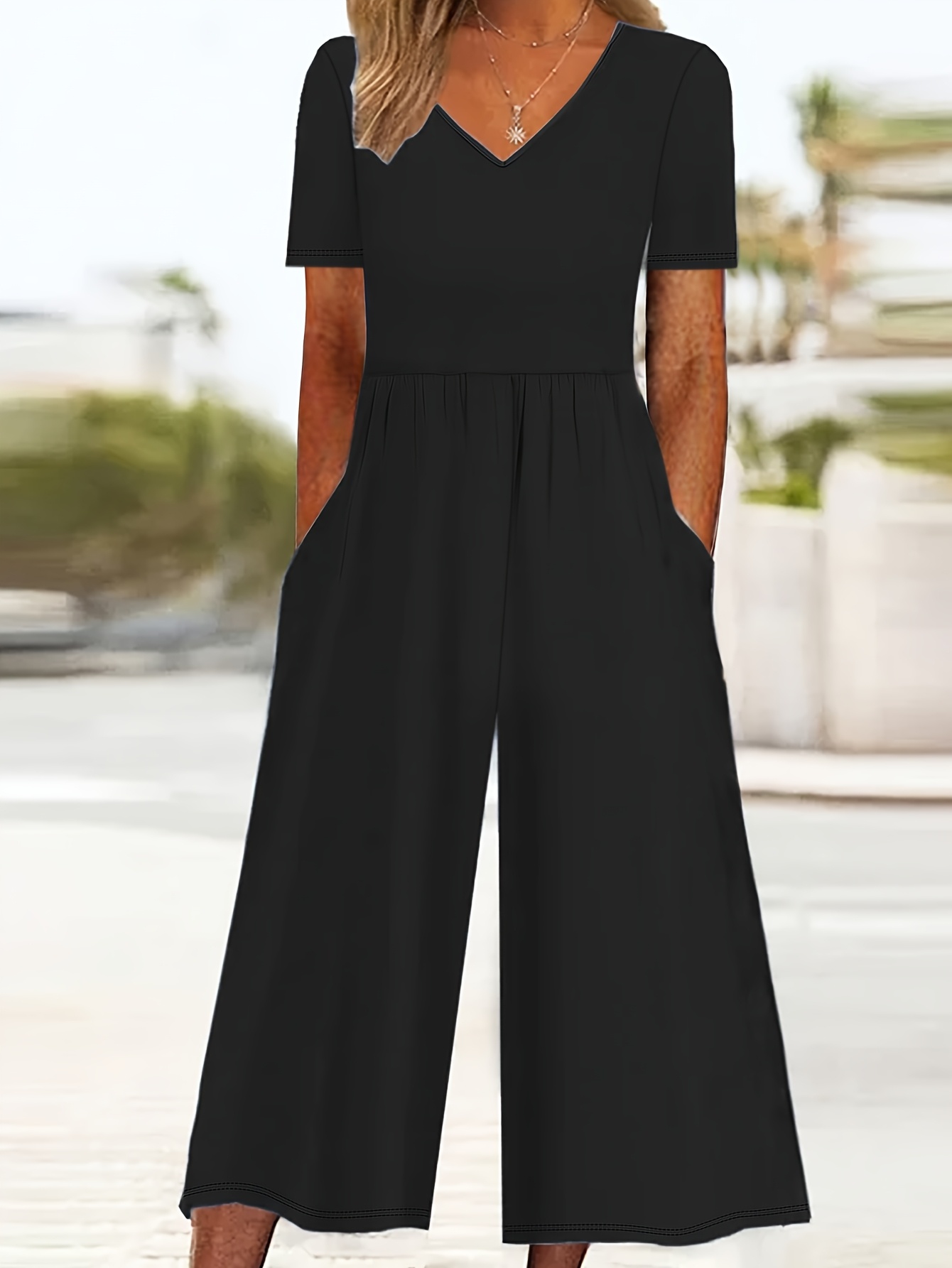 Solid color casual clothing
