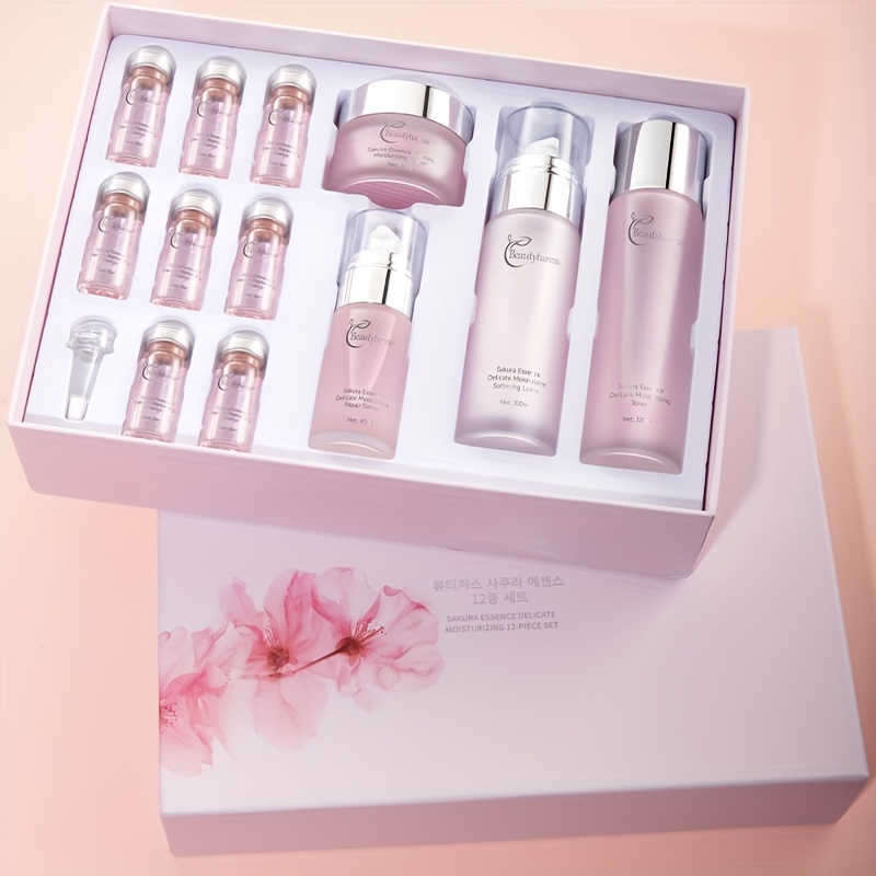 Image of Sakura Skincare Set, Contains Hyaluronic Acid, Moisturizes And Hydrates, Light And Non-sticky, Oil Control And Refreshing, Suitable For , Holiday Gift