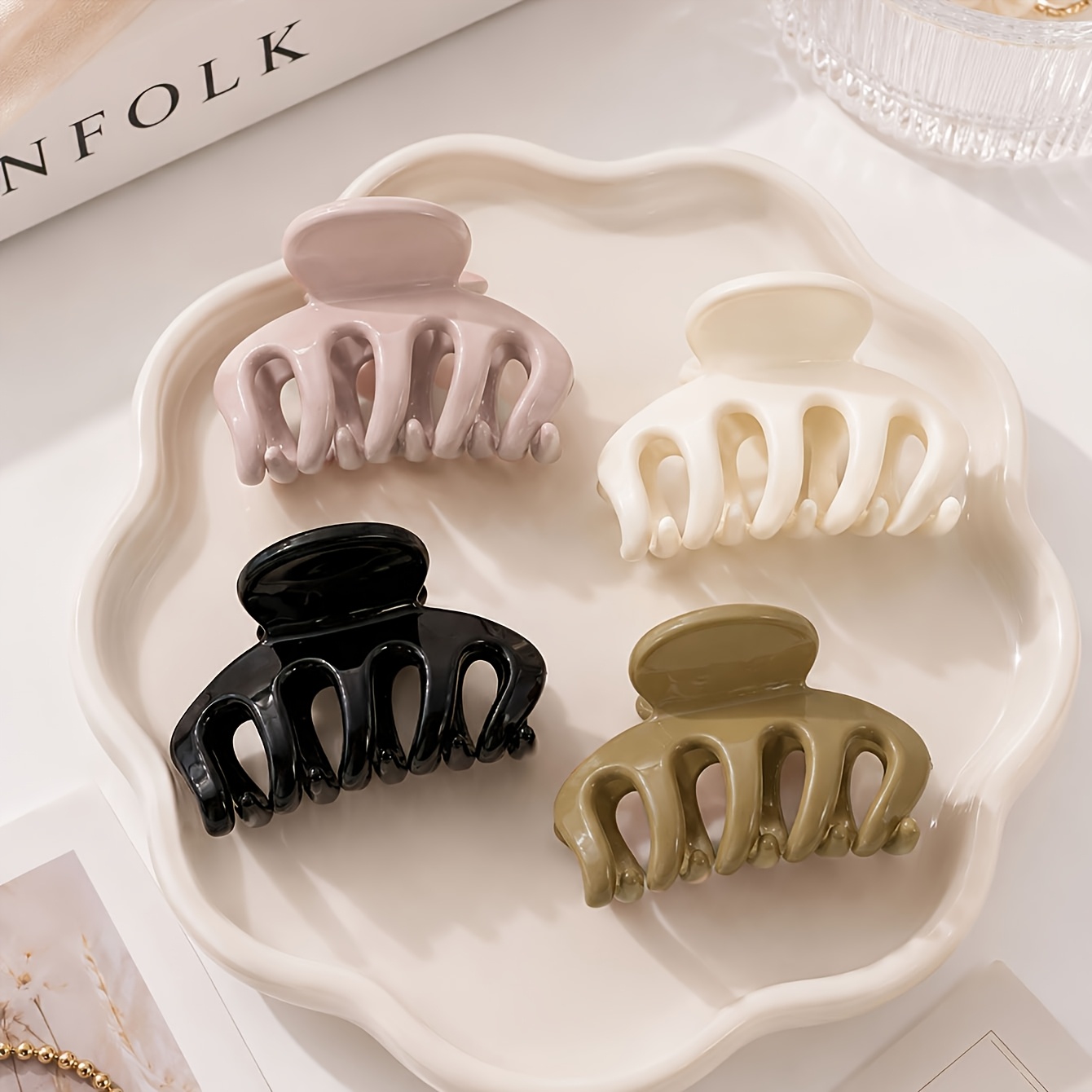 TEMU 4pcs Women Glossy Jelly-like Black, White, Pink, Brown Medium 6cm/2.36in Claw Hair Clips, Fashion Versatile High-end Elegant Easy Minimalist