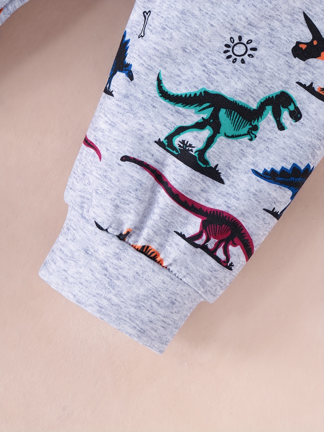 Noble Kids Boys' Dinosaur Print Long Sleeve Hoodie & Pants Set - Cozy Polyester, Machine Washable, Ideal for Fall/Winter, Cozy Playwear|Cute Baby Outfit|Easycare Fabric, Dinosaur Toys, Perfect for Outdoor