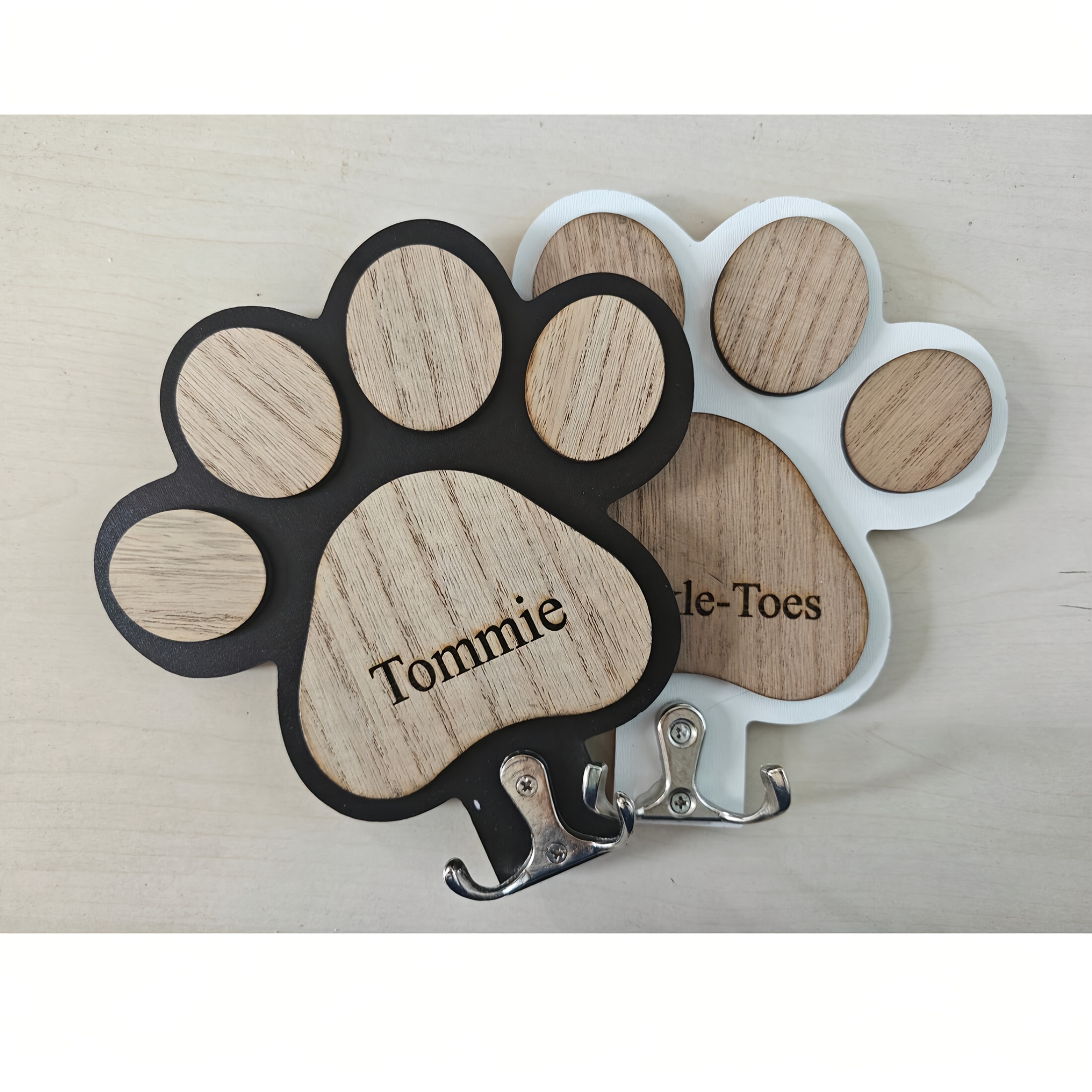 Personalized Dog Wall Hook | Paw Print - Custom Carved Name/Date/Text Suitable for Collar & Coat Hanger, Wood Pet Memorial Gift, Durable Hanging Hook for Coats, Collars, Keys - for Entryway,, Pet Store Display
