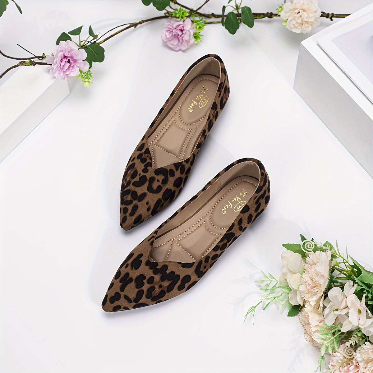 

Women's Leopard Print Flat Shoes, Fashion Soft Sole Pointed Toe Slip On Shoes, V-cut All-match Flats