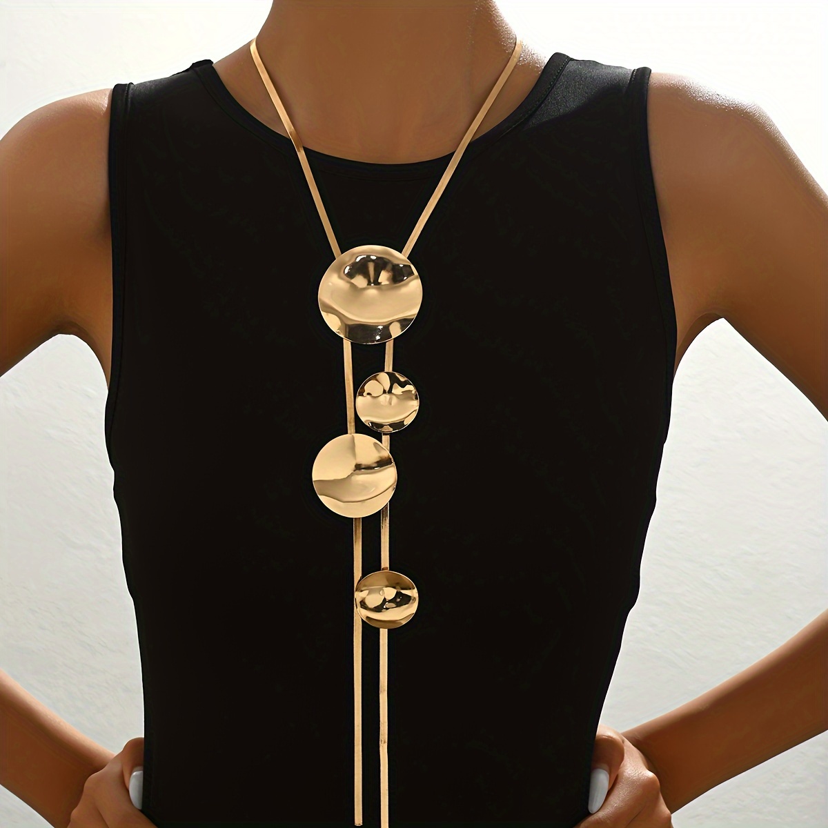 Image of 1 Pair Of Autumn/winter Y-shaped Women's Necklace, Geometric Round Flat Snake Chain With Tassel, Long Sweater Chain, Casual Everyday Versatile Accessory