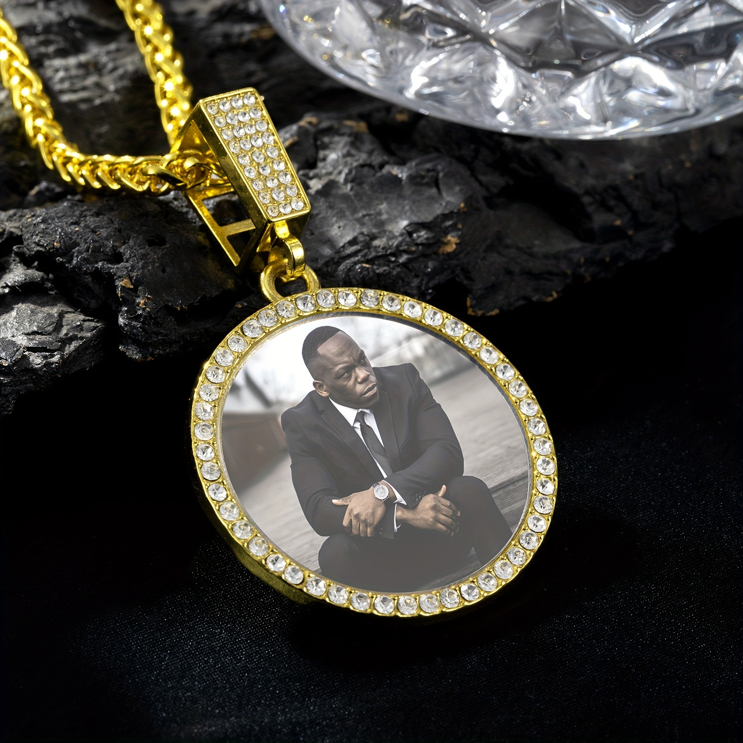 

Fashion Hip Hop Style Customizable Photo Pendant Necklace With Sparkling Rhinestones, Unisex Zinc Alloy Jewelry Perfect For Gifts