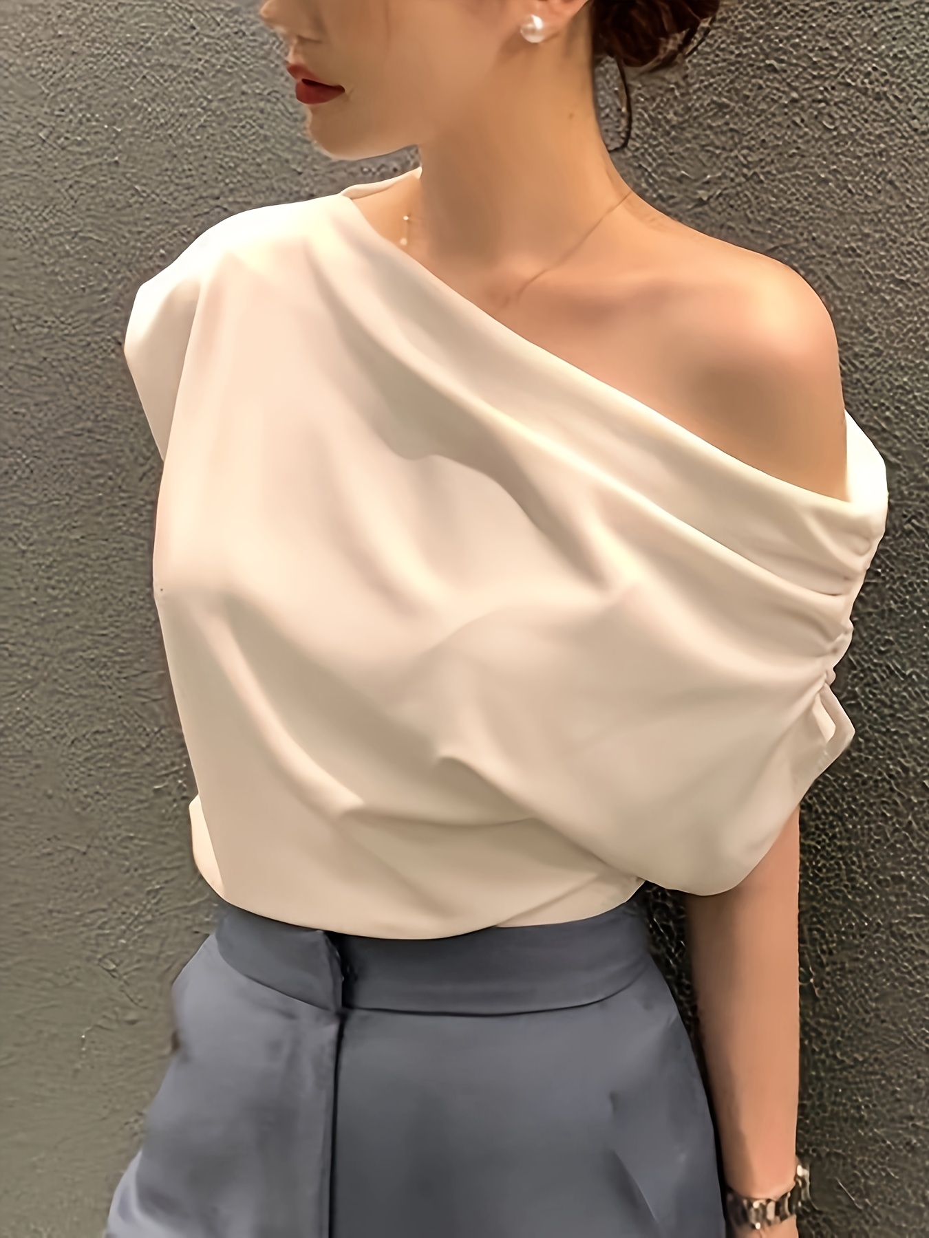 Women's Korean Chic Asymmetric One-Shoulder Blouse, Drop Shoulder  Women's Shirt, Elegant Casual Formal Outfits Non-Transparent Summer  Shirt - Main Image
