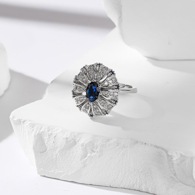 Women's European Vintage Court-Style Ring with Sparkling CZ