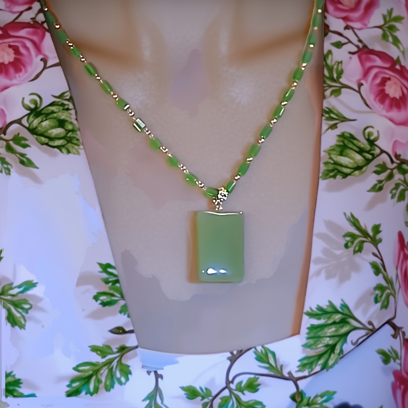 TEMU Nouveau collier pendentif haut de gamme événement, idéal pour un usage et comme cadeau de Noël