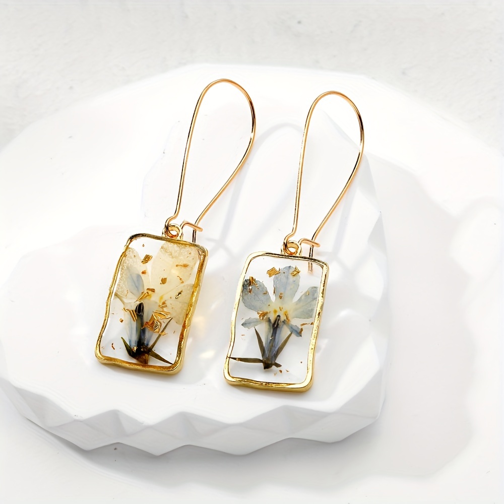 Image of Bohemia Elegant Irregular Artificial Dried Flower Hoop Earrings For Women Colorful Real Flowers Leaves Drop Earring Party Wedding Jewelry