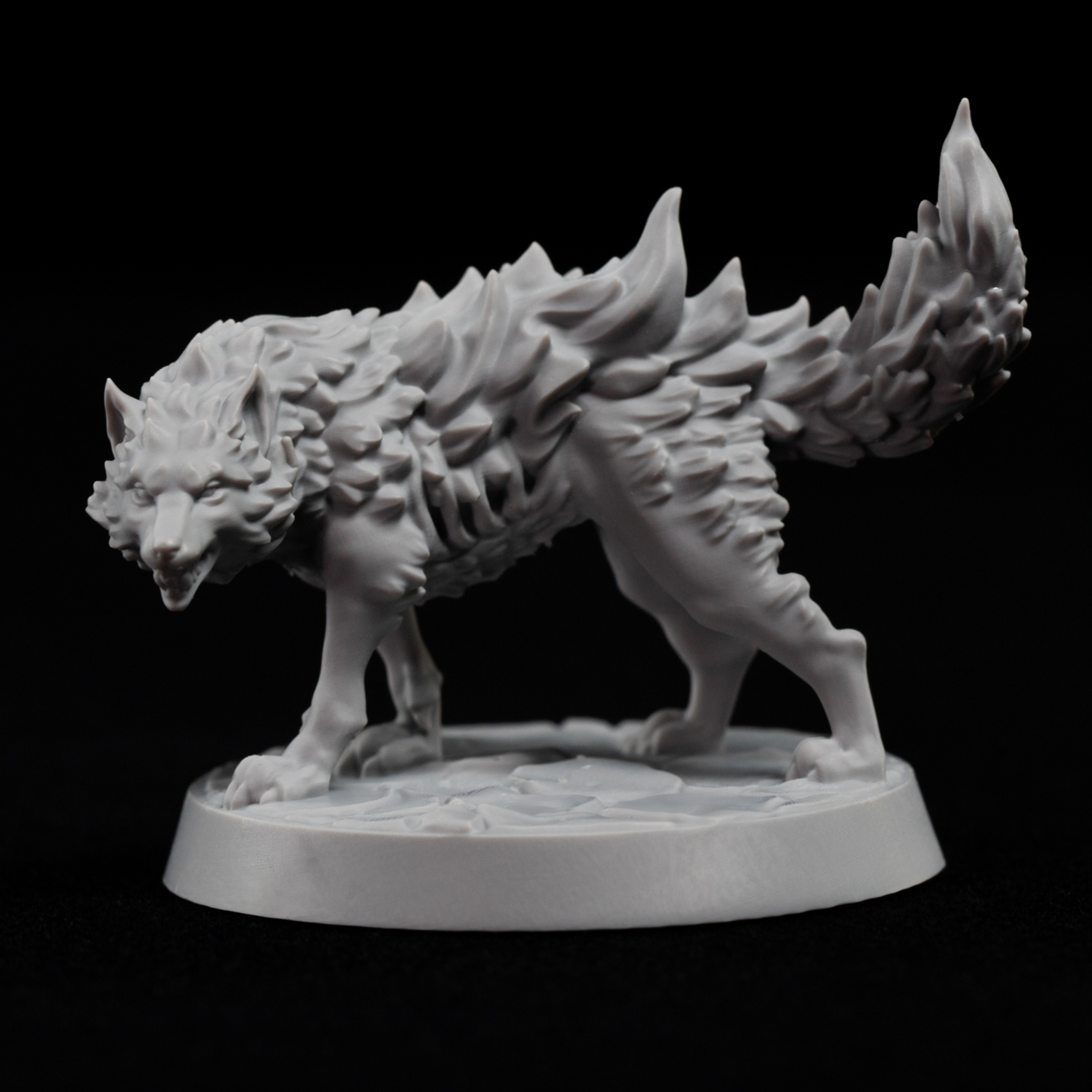 

Wolf Miniature - 12k Resin Print, Rpg Compatible, Ready To Paint &