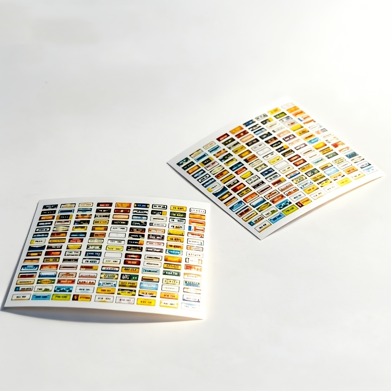 E-shop 2 Stück Mini-Kennzeichen-Aufkleber, realistische Auto-Kennzeichen für Garagen-Diorama-Szenen, Modellauto-Display & Sammlung, Landschaftsbau,