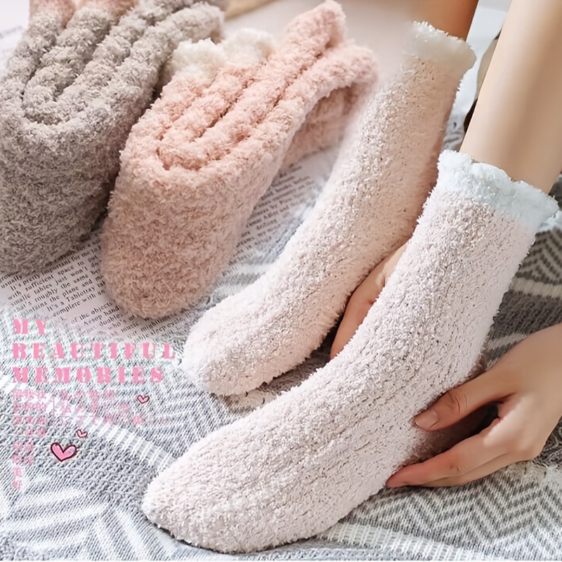 

Women's Coral Velvet Socks 4 Pairs - Knit Fabric, 100% Polyester, Machine Washable, Dry , Solid Color, Soft Floor Home Socks For Fall And Winter, Thickened Monthly Socks, Long Sleeping Socks