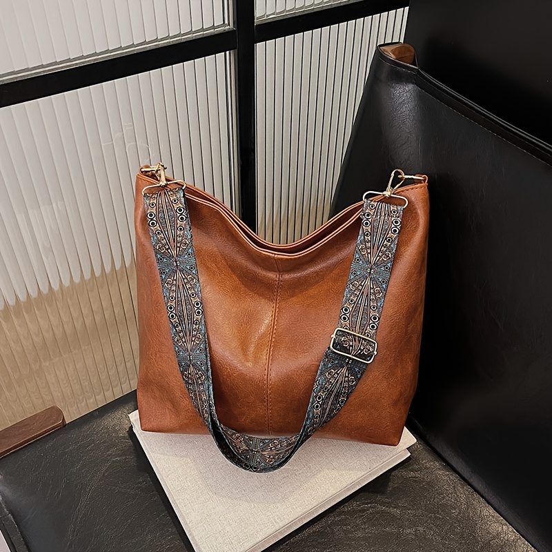 

Dissefa-tech Elegant Leather Women's Bucket Bag - Chic Brown With Patterned Wide Strap, Medium Size, Zip Closure, Polyester Lined, Daily Use & Travel, Leather Purse