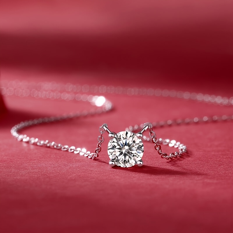 莫桑钻10克拉多少钱，莫桑钻0.5克拉价格