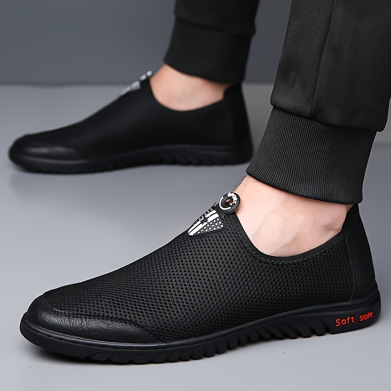 [Slip-On Sneakers] Men's Slip-On Sneakers - Slip-Resistant Sole, Lightweight Breathable Slip-On Shoes for Running, Gym, Walking, Everyday - All-Season Comfort - Easy Slip-On Closure - Cushioned Insole - Low-Top Sneakers for Men, Gym Footwear, Sleek Design