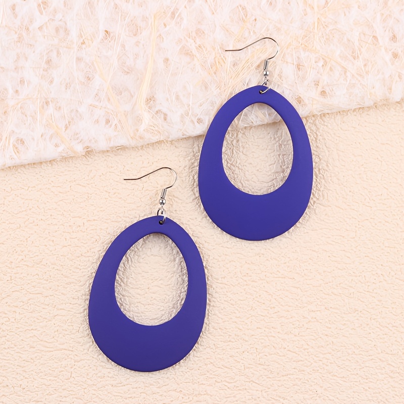 2pcs Hollow-Out Candy-Colored Oval Acrylic Earrings