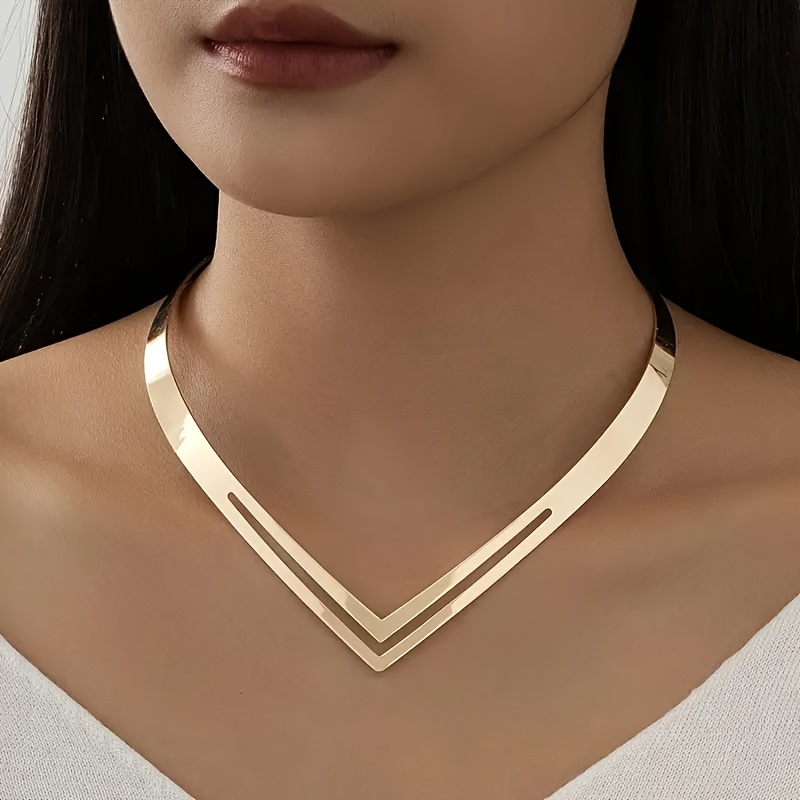 

Elegant -shaped Clavicle Chain Necklace For Women - Minimalist , Alloy Material, Parties And Casual Attire