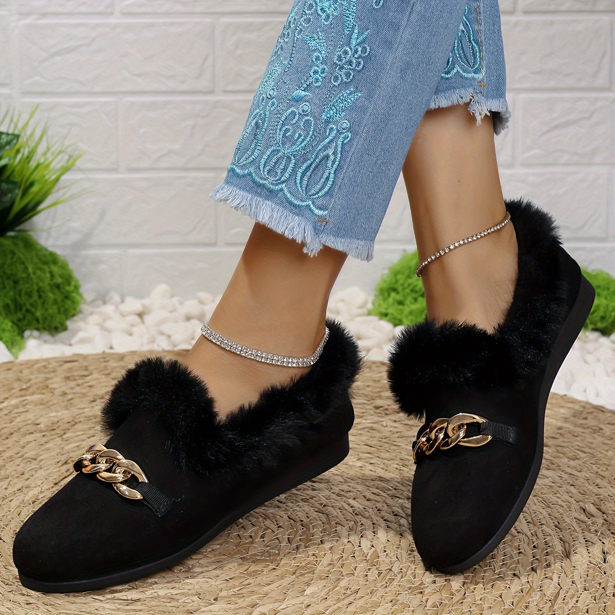Chic Women's Slip-On Flats with Fur Trim Cozy, Warm Winter Shoes in  Solid Colors, Machine Washable