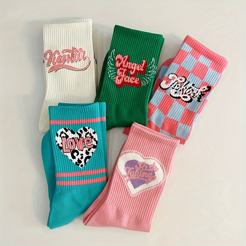 Image of 5-pack Youth Mid-calf Socks For Autumn/winter, Fashionable And Versatile Vintage Style With Heart And Street Letter Patterns, For Teenager