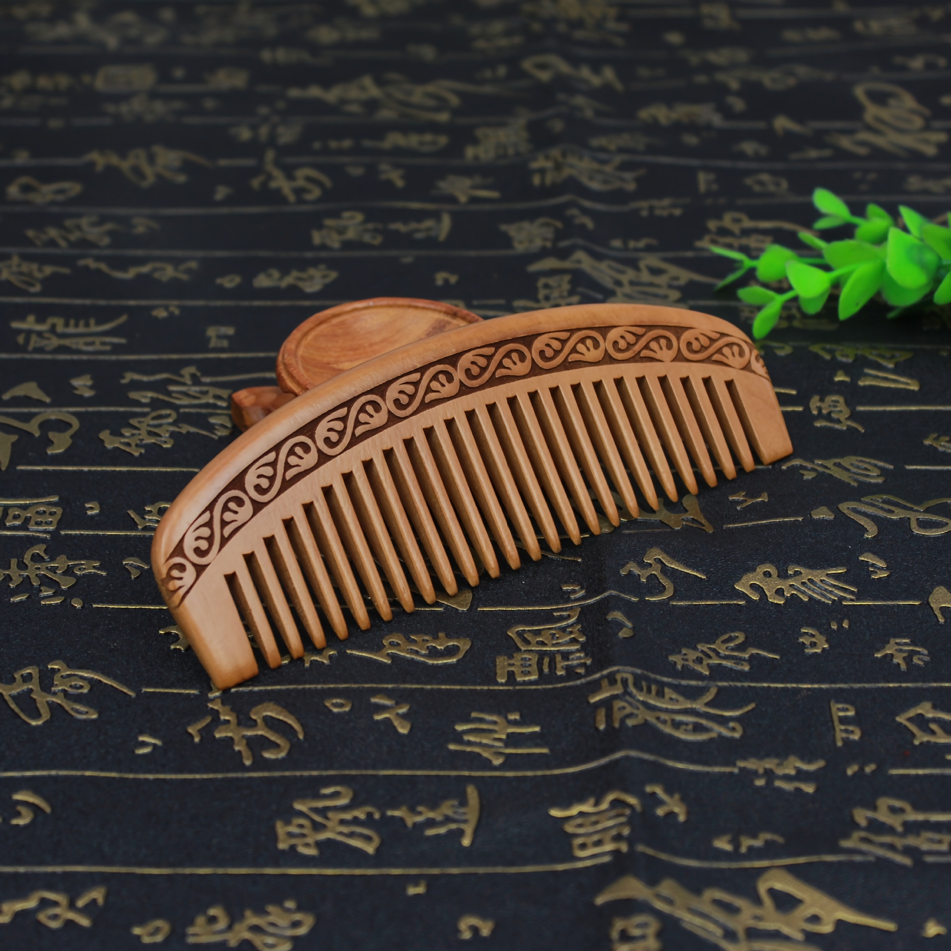 4pcs Walnut Handle Wooden Smoothing Comb Set