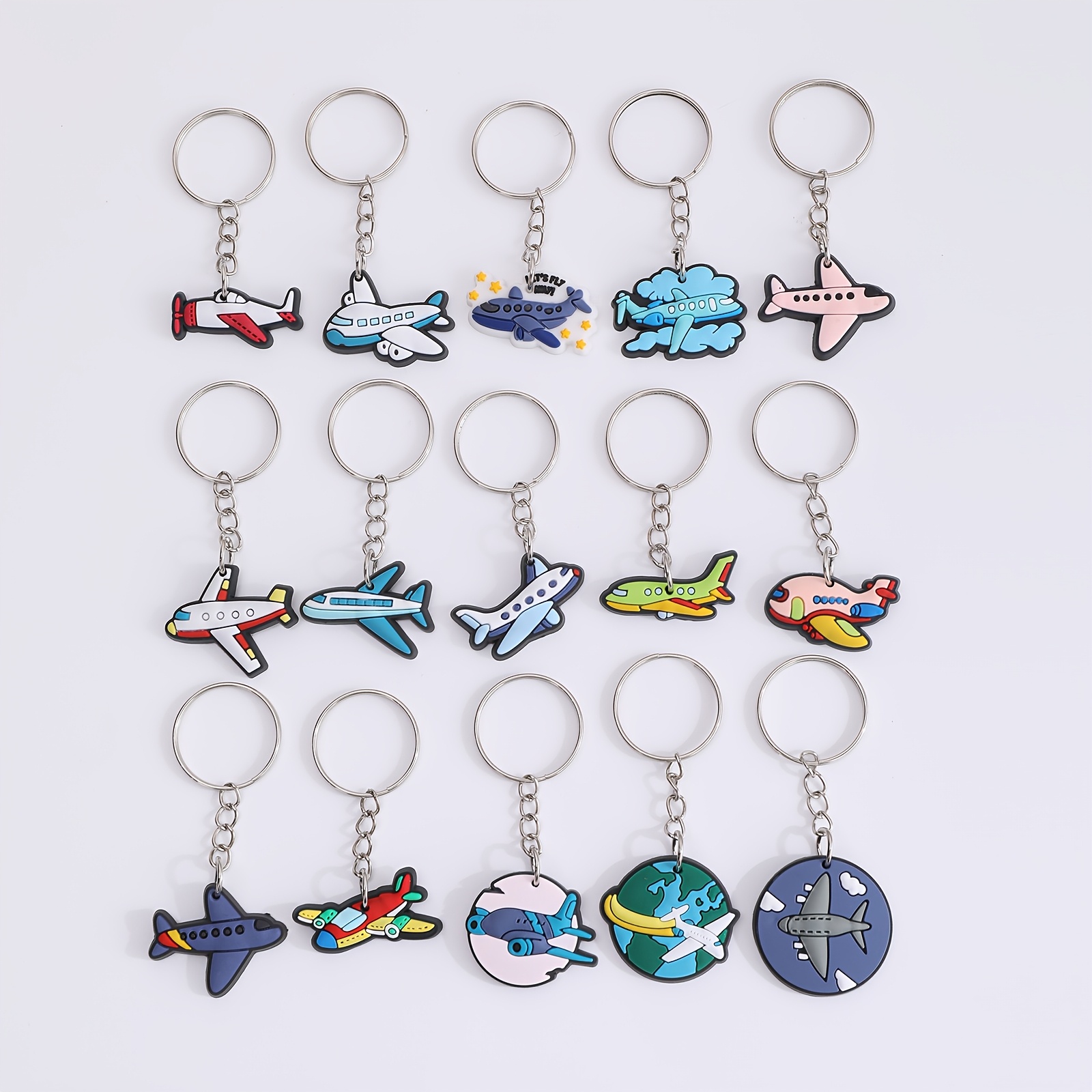 TEMU DIY-set van 15 schattige PVC platte sleutelhangers in anime-kleuren uit de vliegtuigserie