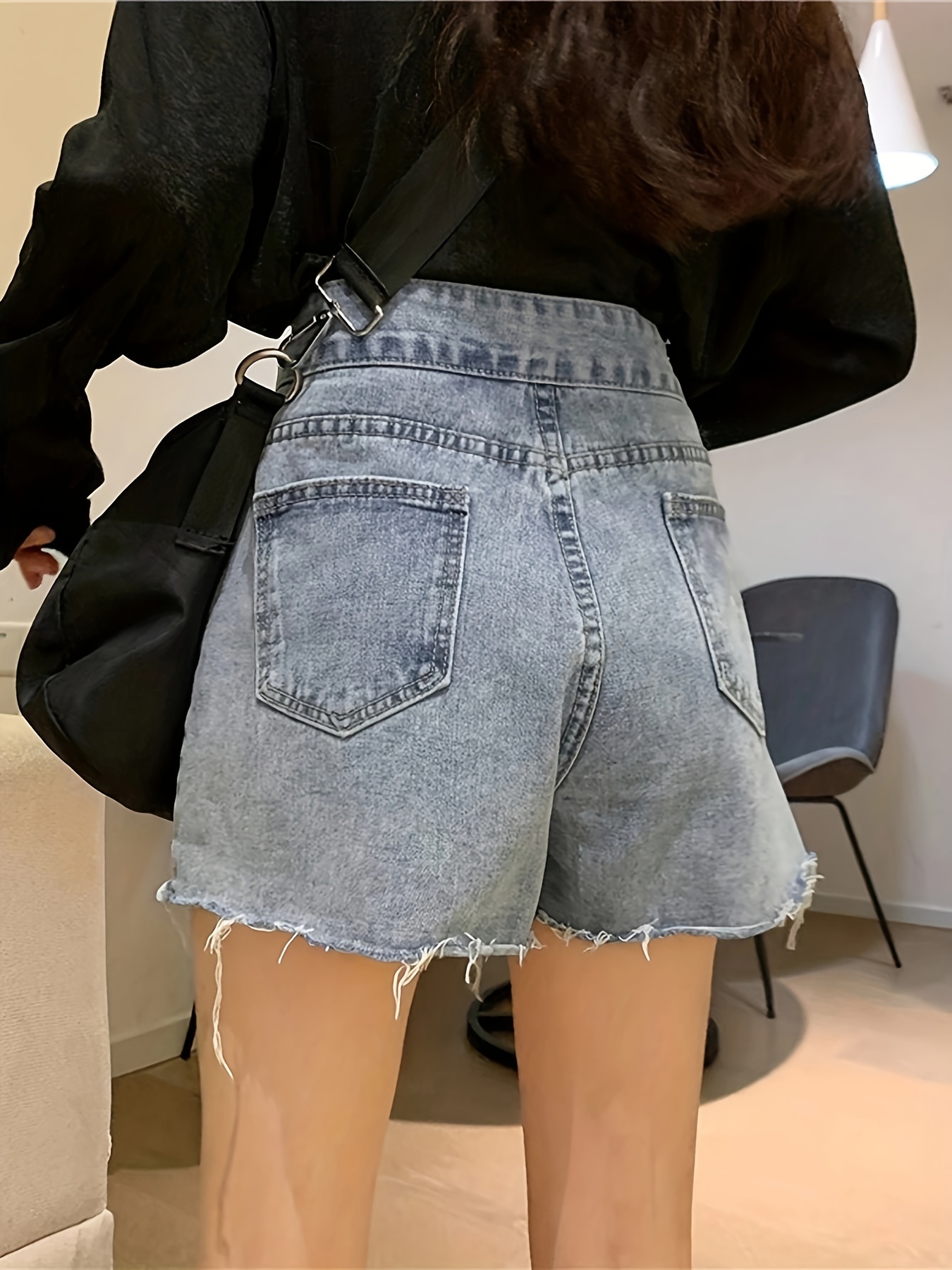 Loose Fit Regular Rise Denim Shorts