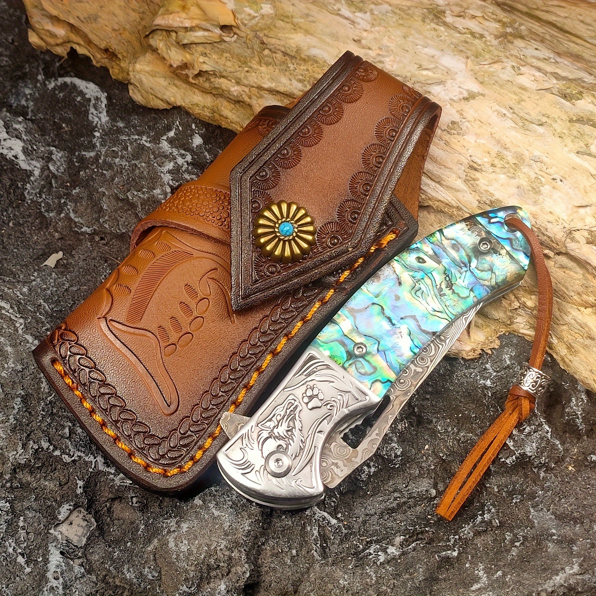 

Vintage-style Leather Knife Sheath - Cowhide, Diamond Pattern, Light Brown With Lock Closure For Hiking & Fishing