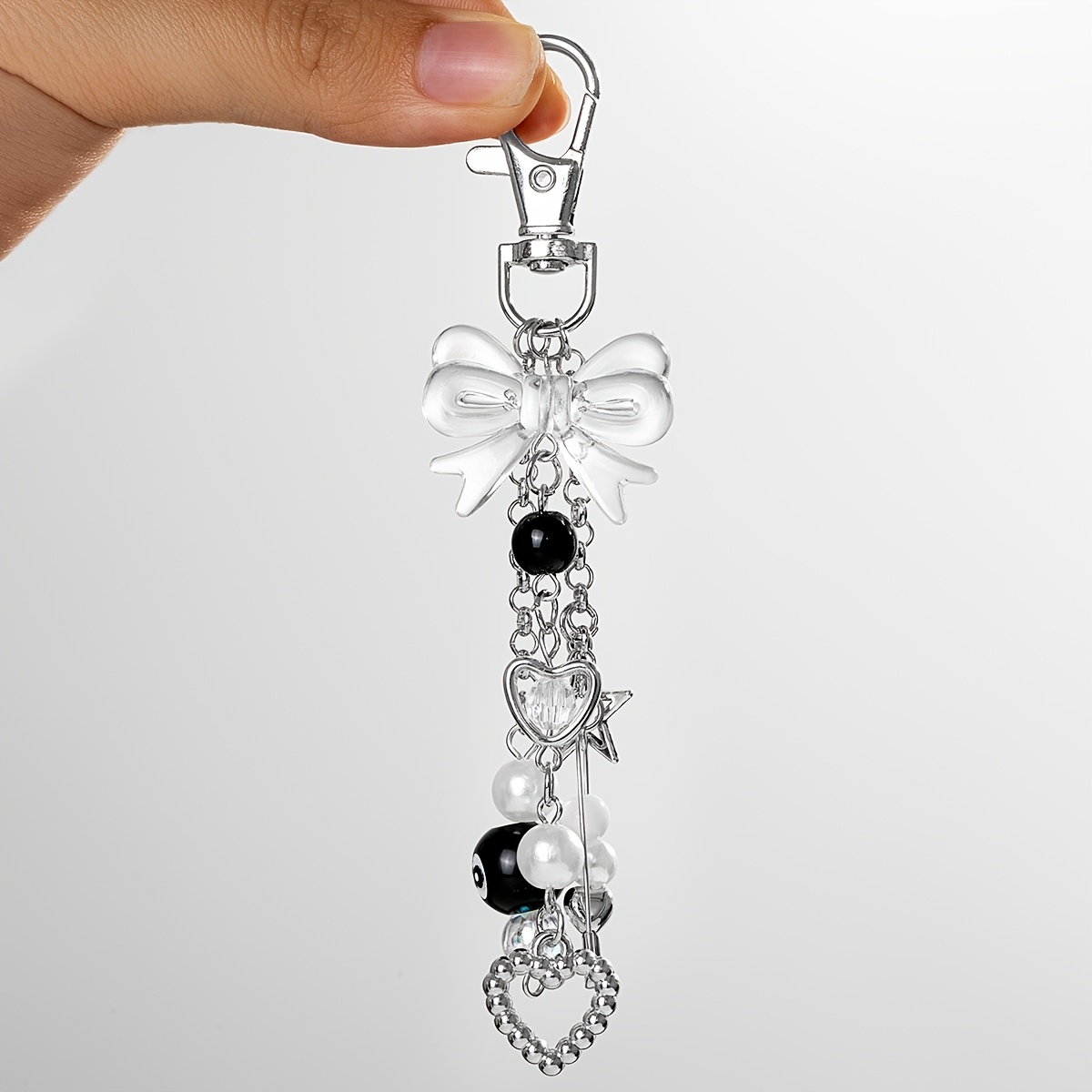1pc Y2k Gothic Style Alloy Acrylic Star Keychain With Heart Bow And Paperclip 8-shaped Keyring Pendant, Suitable For Daily Commuting, Vacation, And Party Wear