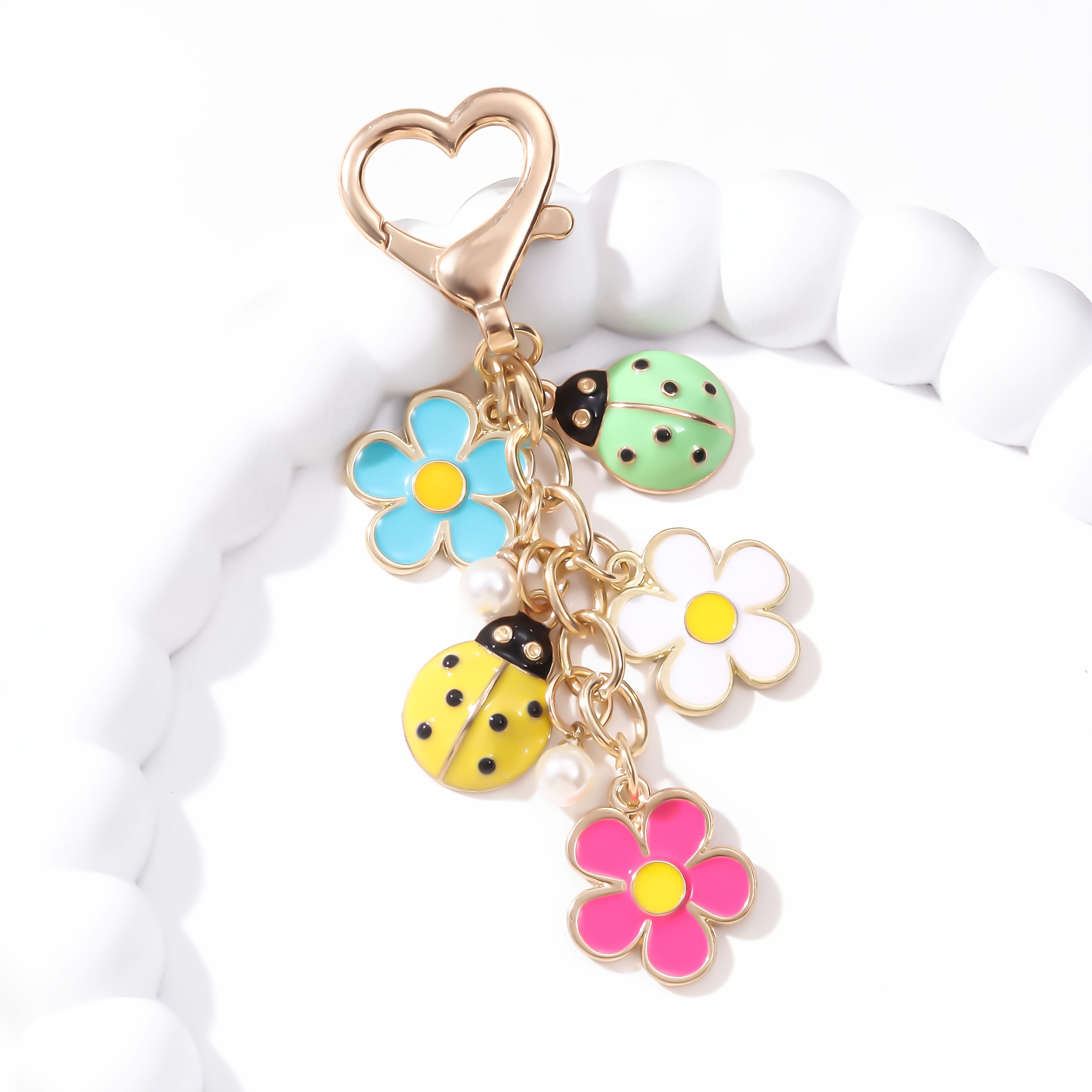 TEMU A Colorful And Vibrant Pearl Ladybug Dopamine Keychain, Sweet And Cute, Spring Fashion Accessory, Perfect As A Gift For , A Lovely Bag Decoration
